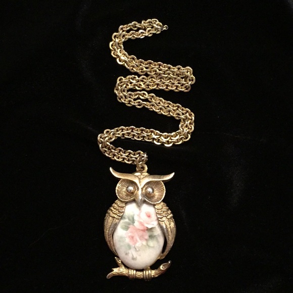 Vintage Jewelry - Vintage Owl Pendant with Hand Painted Tile.
